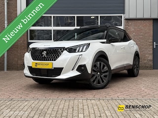 Peugeot 2008 1.2 PureTech GT Pack Panodak Virtual Navi Carplay Camera Focal Audio Trekhaak ACC