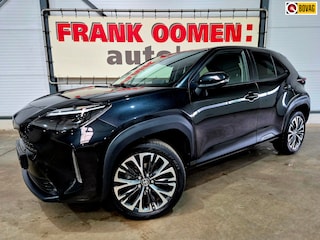 Toyota Yaris Cross 1.5 Hybrid Executive + LED|Dodehoek|Keyless|Adaptive cruise|Stoelverw.|Navi|Apple|Android|18"LMV