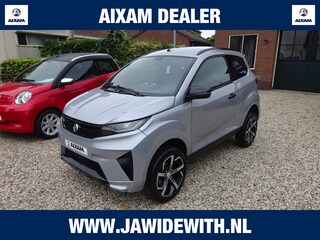 AIXAM Crossover Premium Achteruitrijcamera, Centrale deurvergrendeling, Elektrische ramen, Lichtmatelen velgen