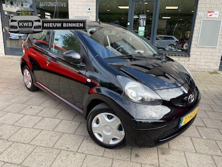 Toyota Aygo 1.0-12V 5Drs Nieuwe apk Beurt NAP