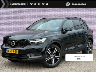 Volvo XC40 1.5 T2 R-Design | Keyless entry/start | Stoel en stuurverwarming | Parkeersensoren V+A | Parkeercamera | Extra getint glas | 19" lm velgen | Apple carplay/android auto |