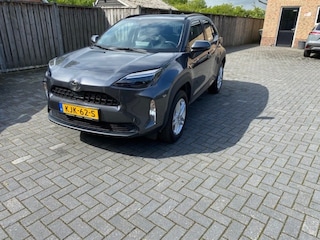 Toyota Yaris Cross 1.5 Hybr 115 ADAP CRUISECONTROLE CLIMA LICHTMETAAL