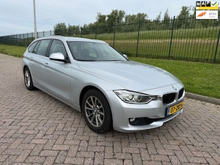 BMW 3-serie Touring 320i High Executive