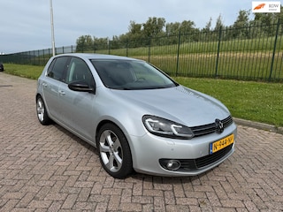Volkswagen Golf 1.2 TSI Tour II