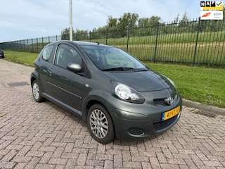 Toyota Aygo 1.0-12V Aspiration Green