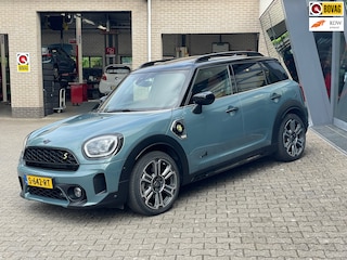 Mini Countryman 1.5 Cooper S E ALL4 Classic 19Inch Pano Dak