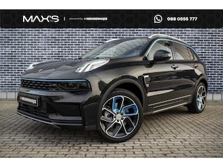 Lynk & Co 01 1.5 PHEV | Luxe SUV met 1.800 kg trekvermogen | Elektrisch schuif/kanteldak | 360 Graden Camera | LM velgen 20 inch | Adaptive Cruise Control | Elektrisch bedienbare achterklep | Premium Audio Systeem | Apple Carplay/Android Auto | Stoelverwarming | Achteruitrijcamera | Keyless Entry | Elektrisch verstelbare bestuurderstoel met geheugenfunctie