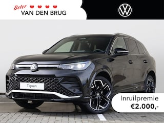Volkswagen Tiguan R-Line Edition 1.5 eHybrid 204 PK | Navigatie | Trekhaak | Panoramadak | IQ LED matrix |