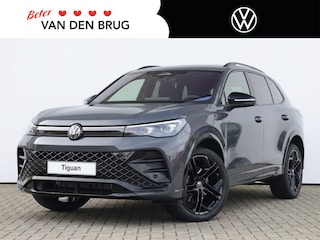 Volkswagen Tiguan R-Line Edition 1.5 eHybrid 272 PK | Navigatie | Trekhaak | LED Matrix | Panoramadak | Black style |Harman kardon |