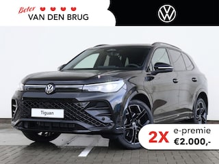 Volkswagen Tiguan R-Line Edition 1.5 eHybrid 204 PK | Navigatie | Trekhaak | Harman Kardon | Black style | Panoramadak |