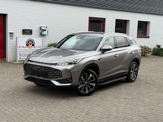 MG HS 1.5T GDI PHEV Aut Comfort/ Nieuwe voorraad auto/ 100 KM elektrisch bereik/ Bruin interieur/ Camera achter/ Apple Carplay/ Keyless entry