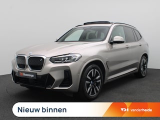 BMW iX3 Executive 80 kWh 286PK Aut. M-Sport, Trekhaak, Panoramadak, Adaptieve Cruise Control, Achteruitrijcamera, Side Assist, Elektr. Achterklep, 19" LM Velgen