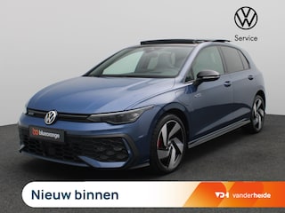 Volkswagen Golf 1.5 eHybrid GTE 272PK DSG Panoramadak, Trekhaak, Dynamic Chassis, Head-Up Display, Memorystoel, Leder, 18" LM Velgen