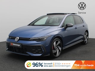Volkswagen Golf 1.5 eHybrid GTE 272PK DSG Panoramadak, Trekhaak, Dynamic Chassis, Head-Up Display, Memorystoel, Leder, 18" LM Velgen