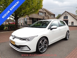 Volkswagen Golf 1.0 TSI Golf / ACC / CARPLAY / PDC / 19''