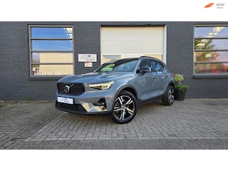 Volvo XC40 2.0 B3 Plus Dark Mild Hybride