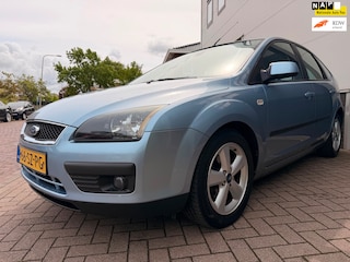 Ford Focus 1.6-16V Futura/Volledig onderhouden/1eigenaar/Airco/Cruise-c/Elek-pakket