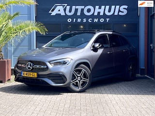 Mercedes-Benz GLA 200 Business Solution AMG Pano/Memoryseat/Ambient/Camera/Carbon/19"/Stoelverwarming