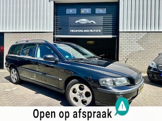 Volvo V70 2.4 Comfort Line | Automaat | Airco | Cruise | Trekhaak