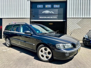 Volvo V70 2.4 Comfort Line | Automaat | Airco | Cruise | Trekhaak