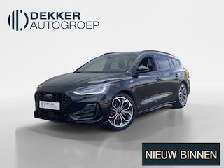 Ford Focus 1.0 EcoBoost 155 pk Hybrid Automaat ST Line X 18 inch LM Velgen - Driver Assistance Pack - Winter Pack - Afneembare trekhaak Geremd 1500 kg
