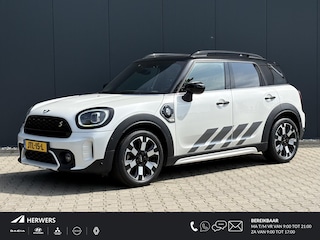 Mini Countryman 1.5 Cooper S E ALL4 Untamed Edition PHEV 220 pk / Dealer onderhouden / Leder / Schuifdak / Elektrische stoelen & klep / Harman Kardon / Adaptieve CC / HUD / Achteruitrijcamera / Parkeer assistent / Apple Carplay Android / 18" LM wielen /