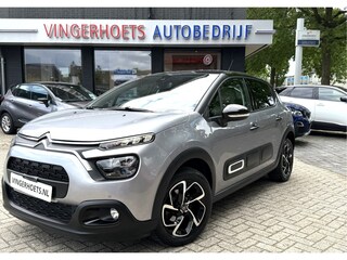Citroën C3 100 Pk Benzine *** AUTOMAAT *** * Navigatie * Stoelverwarming * Climate & Cruise Control * Zwart Dak * L.M.Velgen * Vingerhoets; Vierde Generatie Eersteklas Service. Al meer dan 100 jaar een begrip in de Brabantse Kempen.