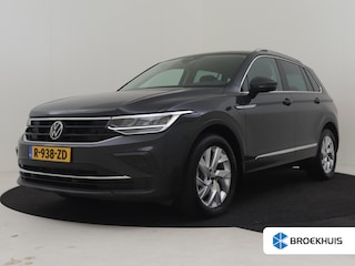 Volkswagen Tiguan 1.5 TSI Elegance | Trekhaak Uitklapbaar | Achteruitrijcamera | Cruise control adaptief | Apple carplay Andoid auto | Stoel/stuurverwarming | DAB | 18"LMV