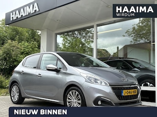 Peugeot 208 1.2 82pk Signature | Weinig kilometers | Navigatie | Cruise Control | Parkeersensoren | Privacy Glass | Lichtmetalen velgen