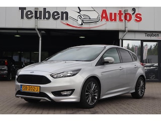 Ford Focus 1.0 First Edition | ST-Line | Navigatie | Bluetooth | Cruise control | Uitstraling!