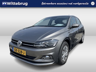 Volkswagen Polo 1.0 TSI Comfortline Executive Navigatie / Parkeersensoren / Trekhaak / Cruise control / Airco / App-connect