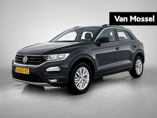 Volkswagen T-Roc 1.0 TSI Style 110 PK | handgeschakeld | Cruise Control Adaptief | Airco | Bluetooth | Parkeersensoren voor en achter |
