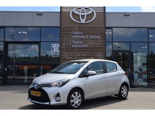 Toyota Yaris 1.5 HYBRID LEASE TREKHAAK CAMERA