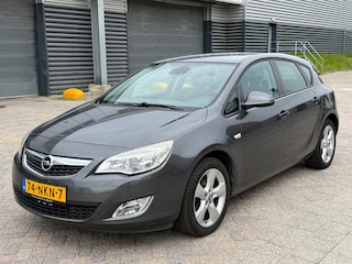 Opel Astra 1.4 Edition - Airco - APK