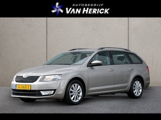 Skoda Octavia Combi 1.4 TSI 150PK Automaat | Navigatie | Trekhaak