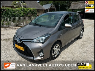 Toyota Yaris 1.5 Hybrid Lease Navi, Camera,