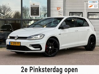 Volkswagen Golf 1.5 TSI Highline Business R Line, CARPLAY, NAP