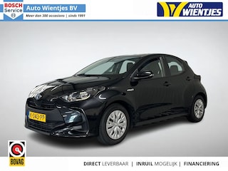 Toyota Yaris 1.5 Hybrid | Active 5-Drs | Airco-Ecc | Navi | Camera