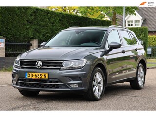 Volkswagen Tiguan 2.0 TDI 4Motion Highline | AUTOMAAT | CLIMA | CRUISE | LED | TREKHAAK | ZEER MOOIE GOED ONDERHOUDEN AUTO |