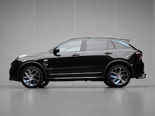 Lynk & Co 01 1.5 Sport (SCHUIFDAK,APPLE CARPLAY,NAVI,CAMERA,360 VIEW,STOELVERWARMING,CLIMATE,CRUISE,GETINT,SPORTSTOELEN,LM VELGEN)