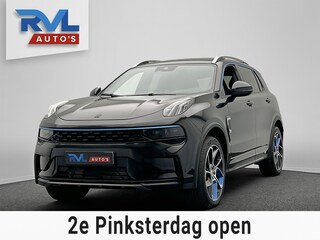 Lynk & Co 01 1.5 261PK Plug-in Hybrid Zwarte Hemel 360 Camera Pano/dak Apple/Carplay Adaptive/Cruise