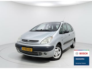 Citroën Xsara Picasso 2.0i-16V Différence PANO - AUTOMAAT - TREKHAAK