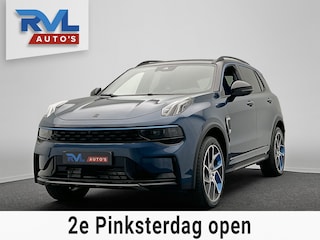 Lynk & Co 01 1.5 261PK Plug-in Hybrid * Zwarte Hemel *360° Camera Pano/dak Apple/Carplay Adaptive/Cruise