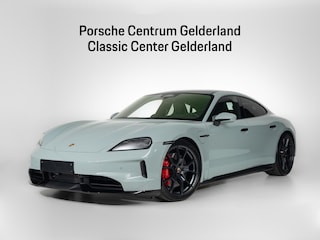 Porsche Taycan GTS
