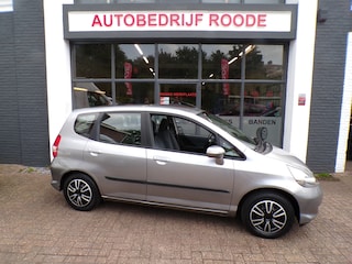 Honda Jazz 1.4 5-Drs Automaat LS CLIMA,PDC,TREKHAAK,NAP !!! ''2e PINKSTERDAG OPEN''