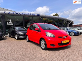 Toyota Aygo 1.0-12V Aspiration Green, Airco, Nieuwe APK, Inruil mogelijk.