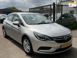 Opel Astra 1.0 Business+ 2e eigenaar dealer onderhouden airco cruis navigatie