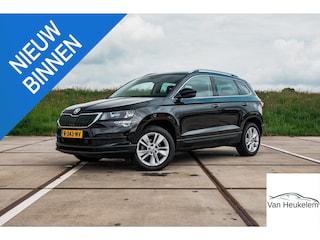 Skoda Karoq 1.5 TSI ACT Style | TREKHAAK | CAMERA | SUNSET | 17" LM VELG | ALL SEASON BANDEN