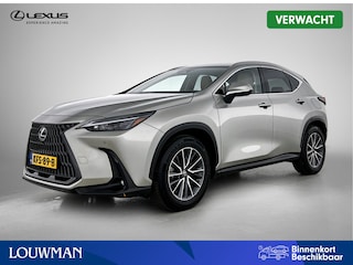 Lexus NX 450h+ AWD Luxury Line | BTW voertuig | 360 Camera | Stoel+stuurverwarming | Elektrische achterklep | Parkeersensoren voor+achter | Blindspot monitor | Onderweg-naar-dealer