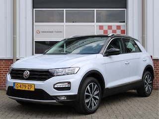 Volkswagen T-Roc 1.5 TSI 150PK Style Business Automaat /NAVI/ACC/Camera/PDC/LED/17'LM/DAB+/Apple carplay/Lane assist/NAP! 1e eig!